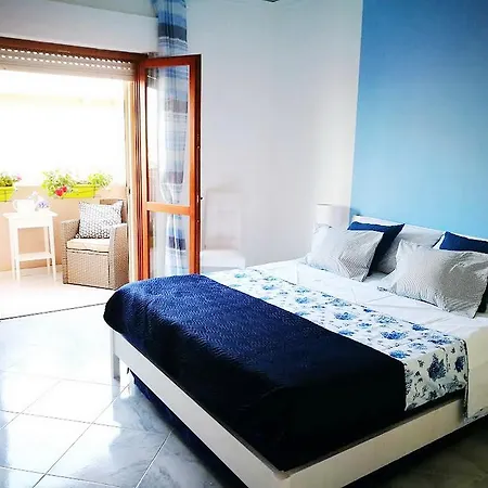 Acquamarina With Terrace Apartment