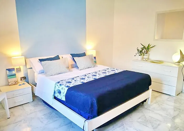 Acquamarina With Terrace Marsala